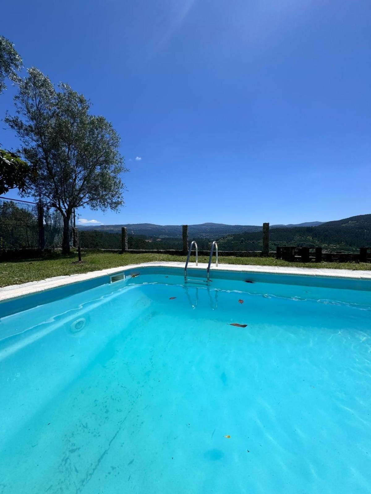 Casa 2 habitaciones con piscina y cenador al aire libre Pontevedra Exterior foto